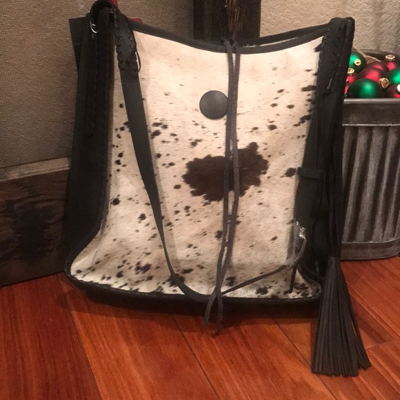Handbags - Concealed carry cowhide tote